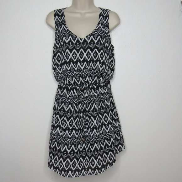 BeBop Dresses & Skirts - BeBop Junior's Sleeveless Dress